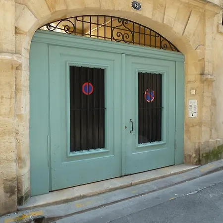 Les Trois Chandeliers Un Petit Paradis En Plein Centre Ville Bordeaux Exterior foto